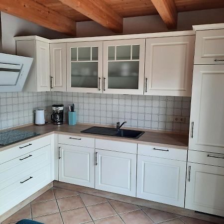 Tolles Ferienhaus In Pilsum - Ferienhaus Trientje - Mit Garten Und Ueberdachter Terrasse Bagian luar foto