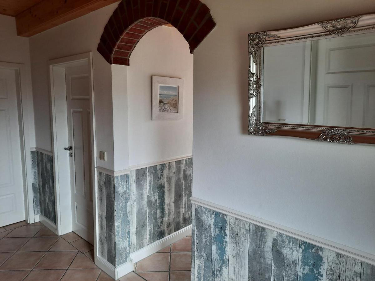 Tolles Ferienhaus In Pilsum - Ferienhaus Trientje - Mit Garten Und Ueberdachter Terrasse Bagian luar foto